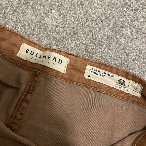 High Waist Jeans - Picture 6 of 6